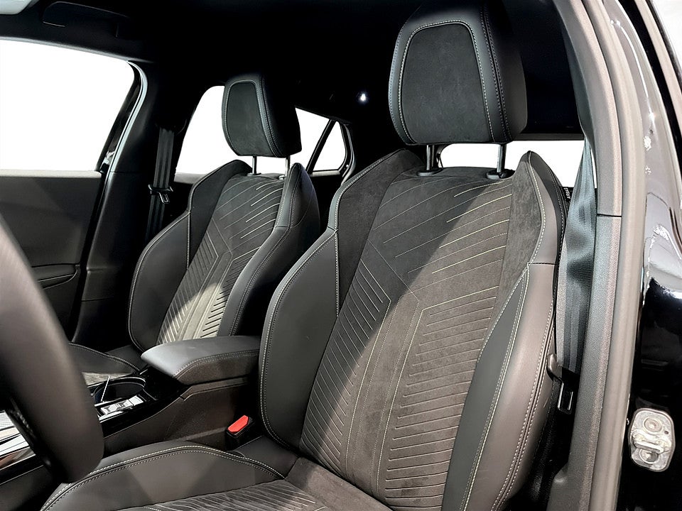 Bild på Peugeot 2008 GT 1.2 PT 130hk Aut B-KAMERA CARPLAY
