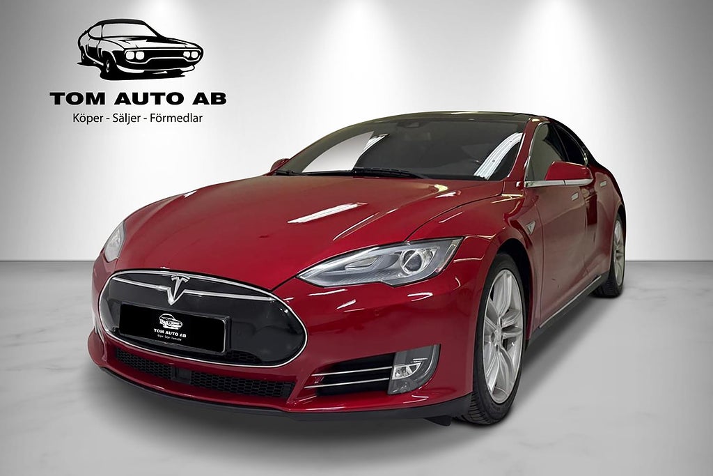 Tesla Model S 85D Panorama Gratis Laddning (Free Charging)