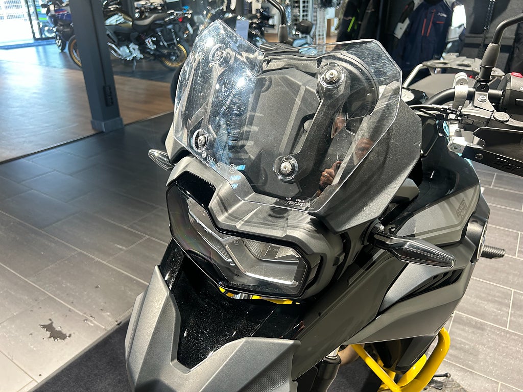BMW F750GS /3,45%/Chassisänkt/Motorbågar/703 mil
