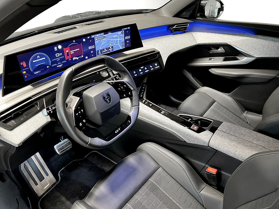 Bild på Peugeot 5008 GT Hybrid 145hk Aut 7-SITS B-KAMERA CARPLAY