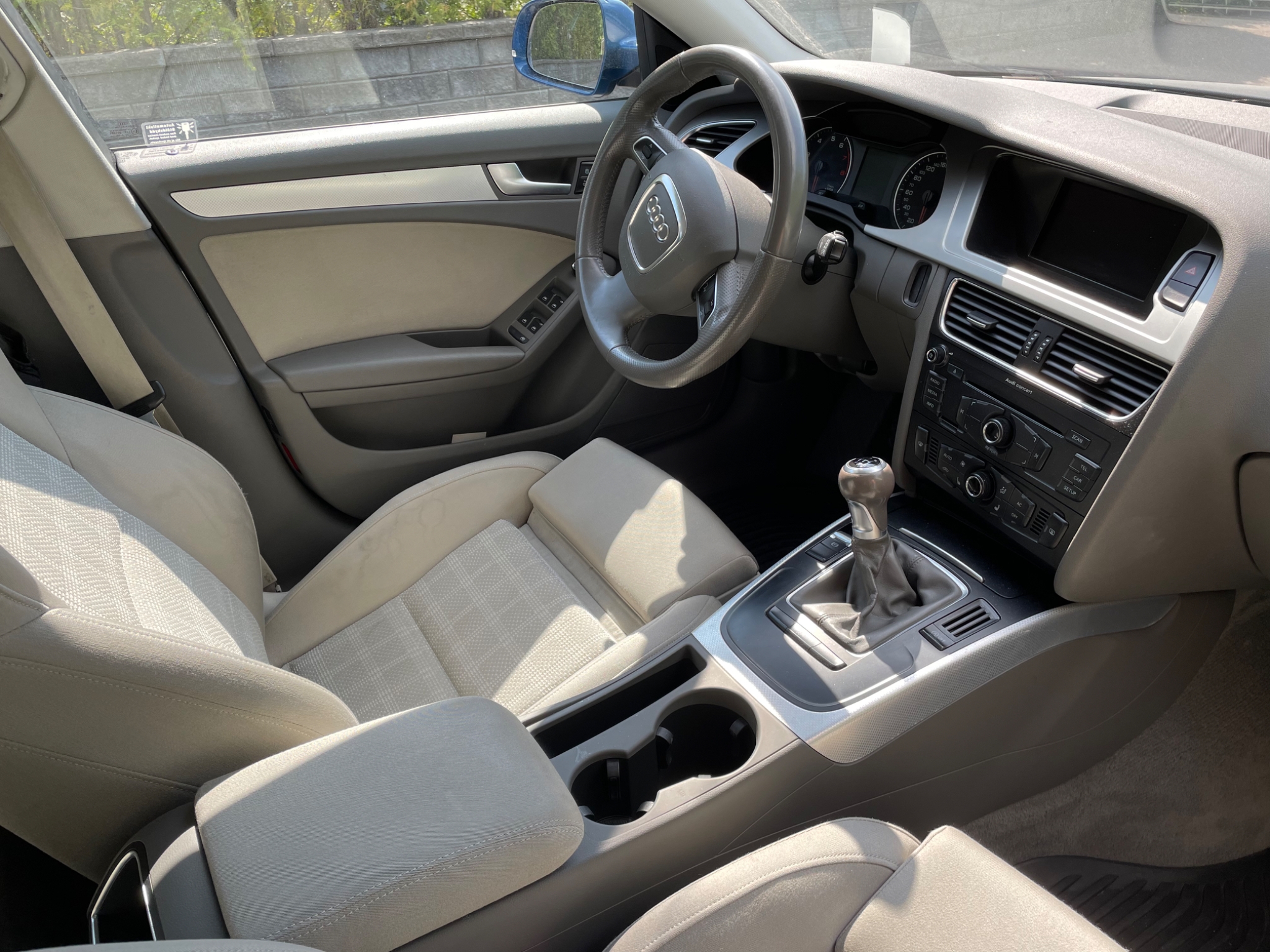 Audi A4 2012, bild 5/42