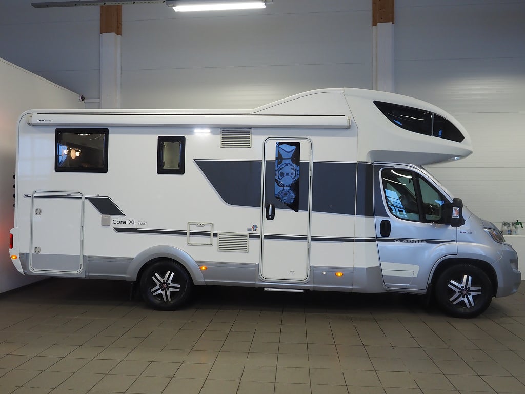 Adria Coral XL 670 SL Plus I 150hk I Dragkrok I Långbäddar I Dragkrok 2019