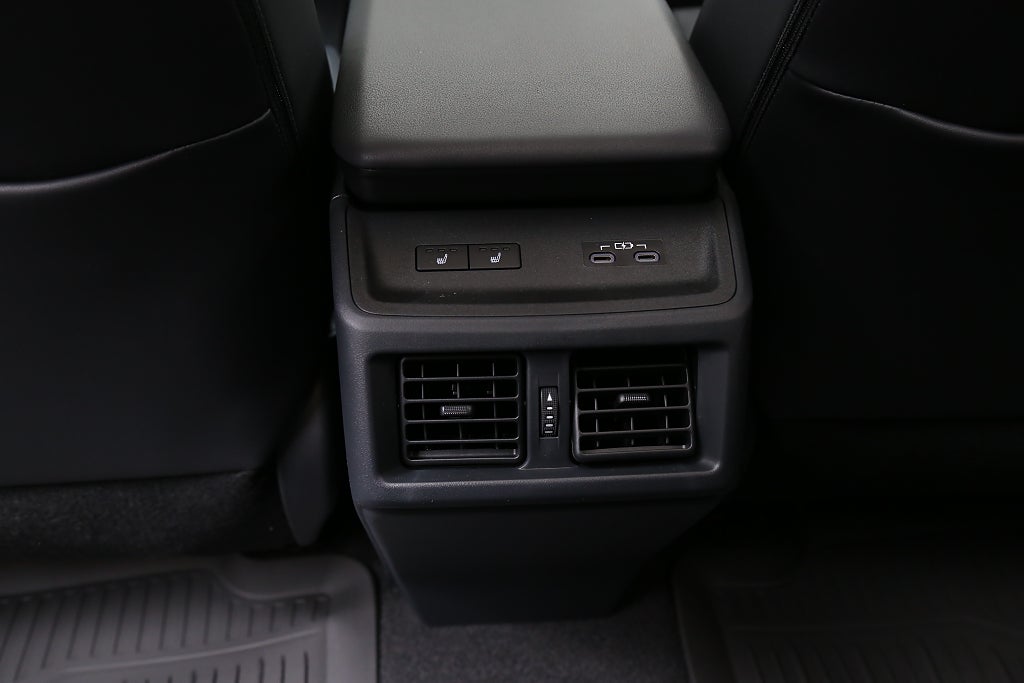 Subaru Solterra Touring | 74.7 kWh 343hk AWD 2026