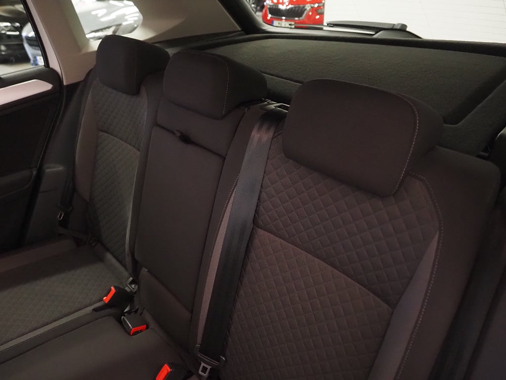 Volkswagen Tiguan TSI 190hk 4Motion R-Line Black | Värmare | 2020