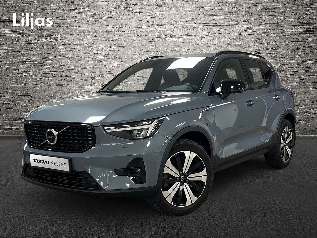 Volvo XC40 Recharge T4 Plus Dark