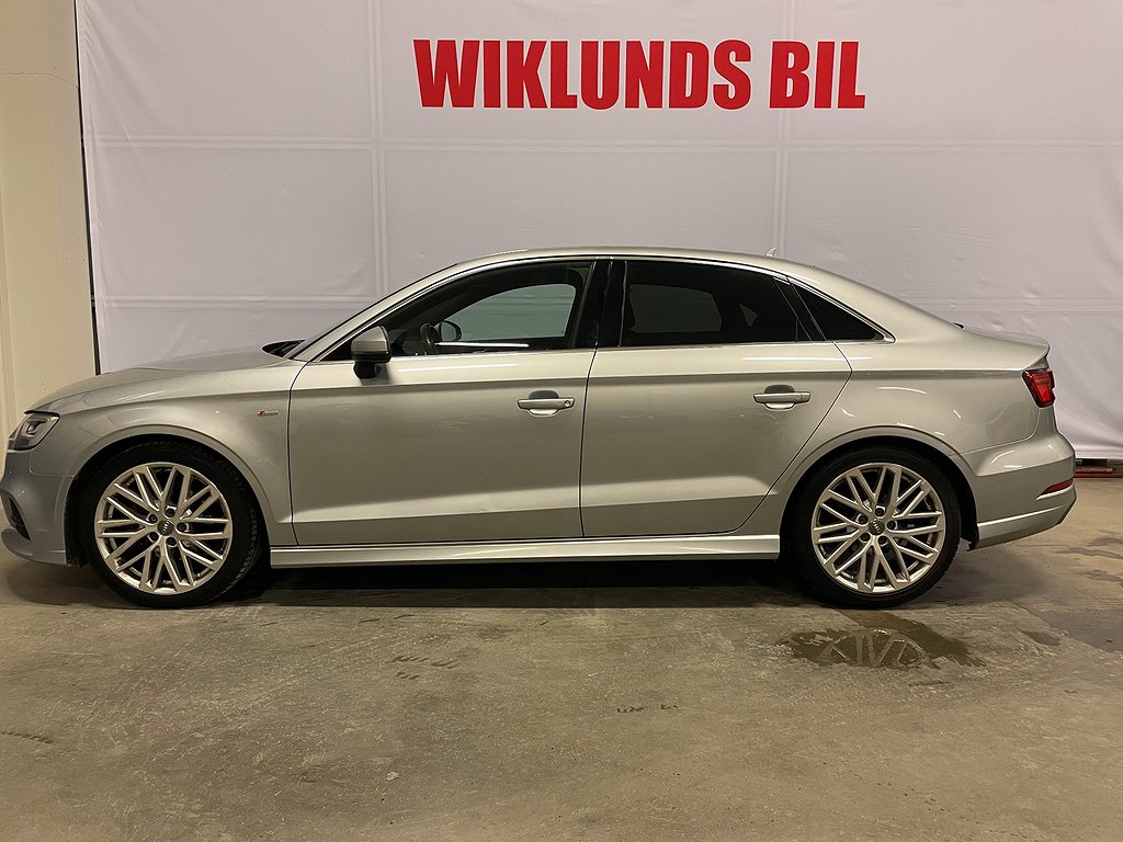 Audi A3 Sedan 1.5 TFSI COD S Tronic Proline S-line S&V däck