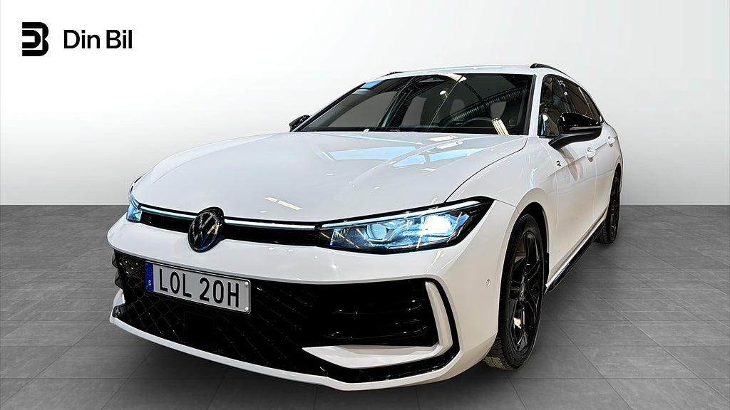 Volkswagen Passat Sportscombi R-Line Black TDI193 DSG 4M Drag