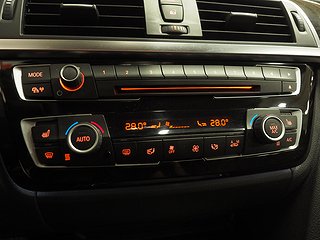 Sedan BMW 320 18 av 19