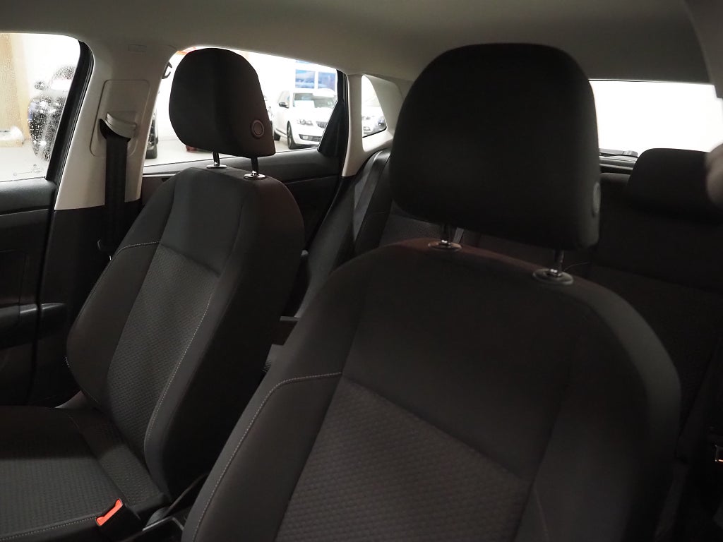 Volkswagen Polo 1.0 TSI 95hk Farthållare Climatronic 2019