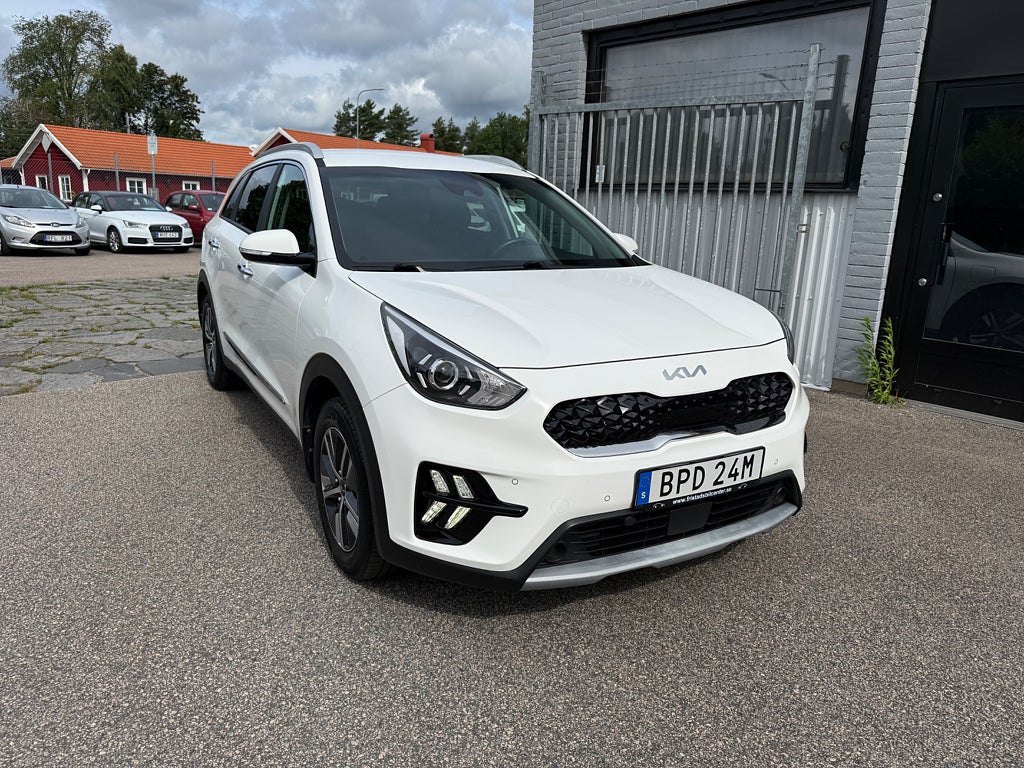 Kia Niro P-HEV DCT 141HK ADVANCE PLUS / NAVI / VÄRMARE / 4100Mil