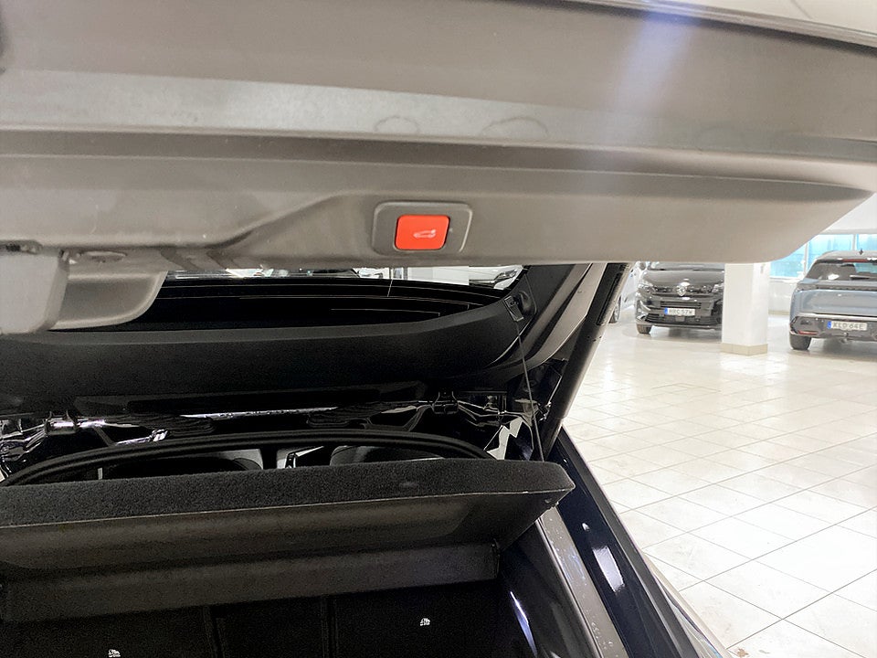 Bild på Peugeot E-3008  GT Ultimate 85kWh 224hk Aut - 360,DRAG,HIFI