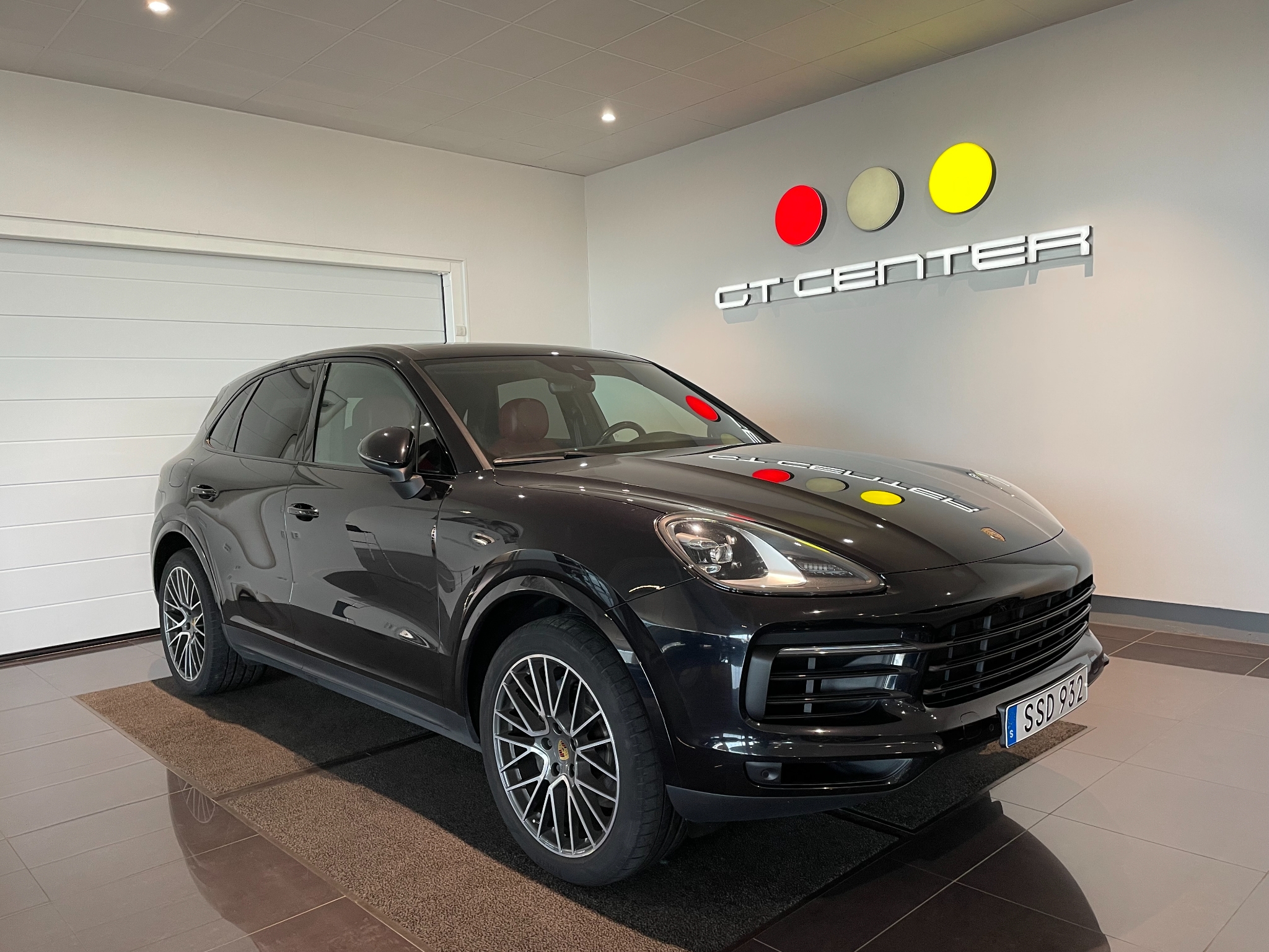 Porsche Cayenne E-Hybrid Sportavgas 2021, bild 2/10