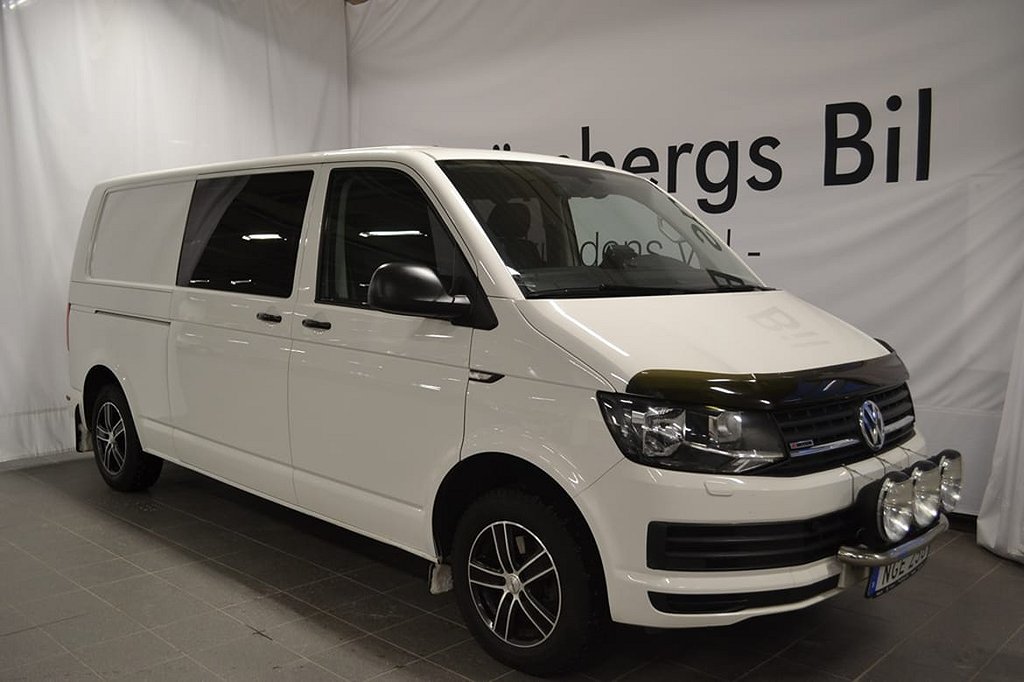 Volkswagen Transporter Kombi 2.0 TDI Skåp 4M 150hk 5-sits