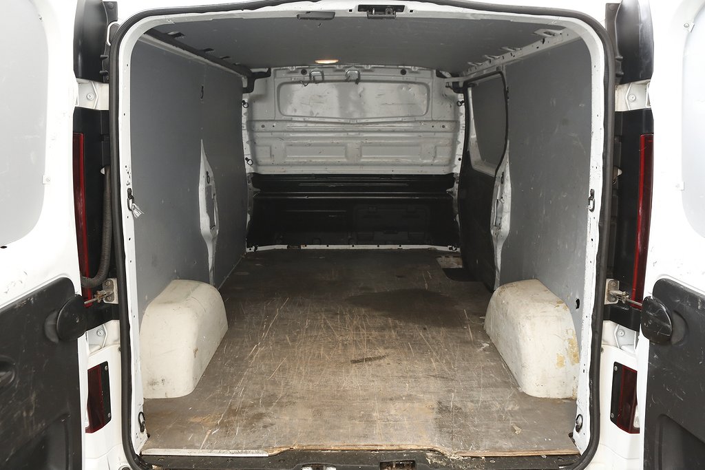 Opel Vivaro Skåpbil 2.9t 1,6 CDTI BIturbo L2H1 Edition Drag 2017
