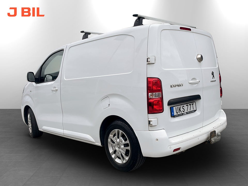 Bild på Peugeot Expert PRO+ 120Hk – Värmare / Inredning