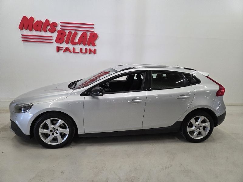Volvo V40 Cross Country D2 Automat 120 Hk Momentum