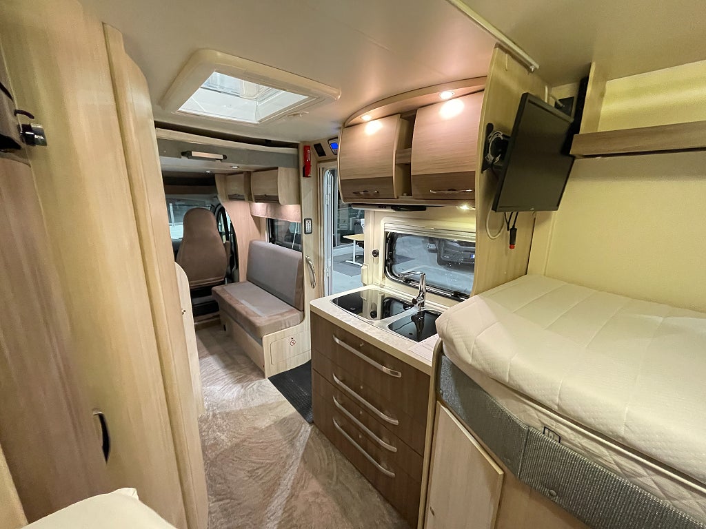 Hobby Siesta T70 HGE / AC bodel / Solcell / Taksäng / Automat - Hobby