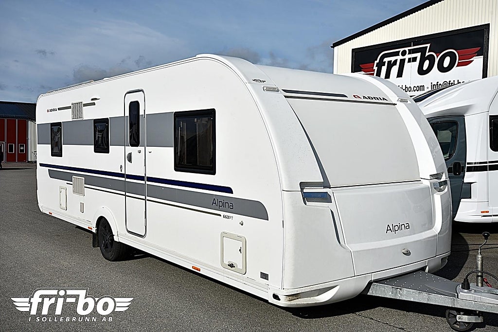 Adria 663 PT Alpina, Barnkammare