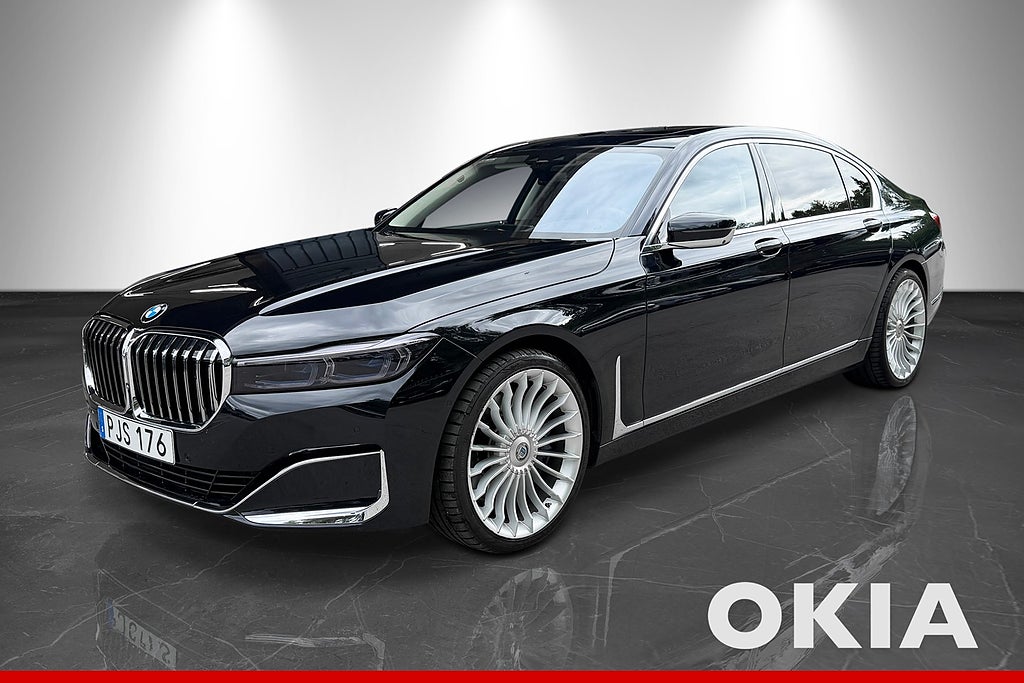 BMW M760 Li xDrive Steptronic Executive M sport Pano se utrus 