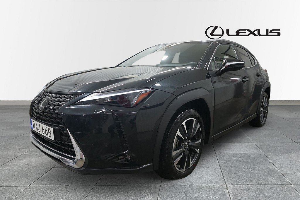 Lexus UX 250h E-Four Premium Teknikpaket V-HJUL