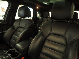 SUV Porsche Macan 14 av 25