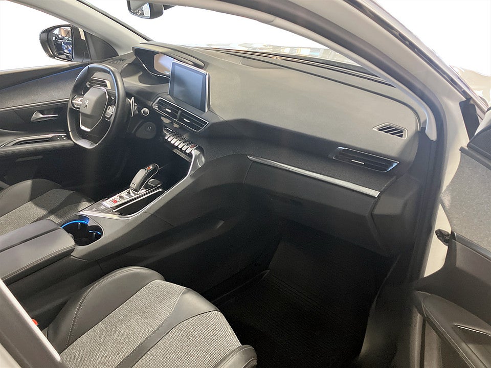 Bild på Peugeot 3008 Allure 1.5 BHDi 130hk Aut DRAG B-KAMERA