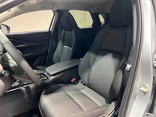SUV Mazda CX-30 14 av 21