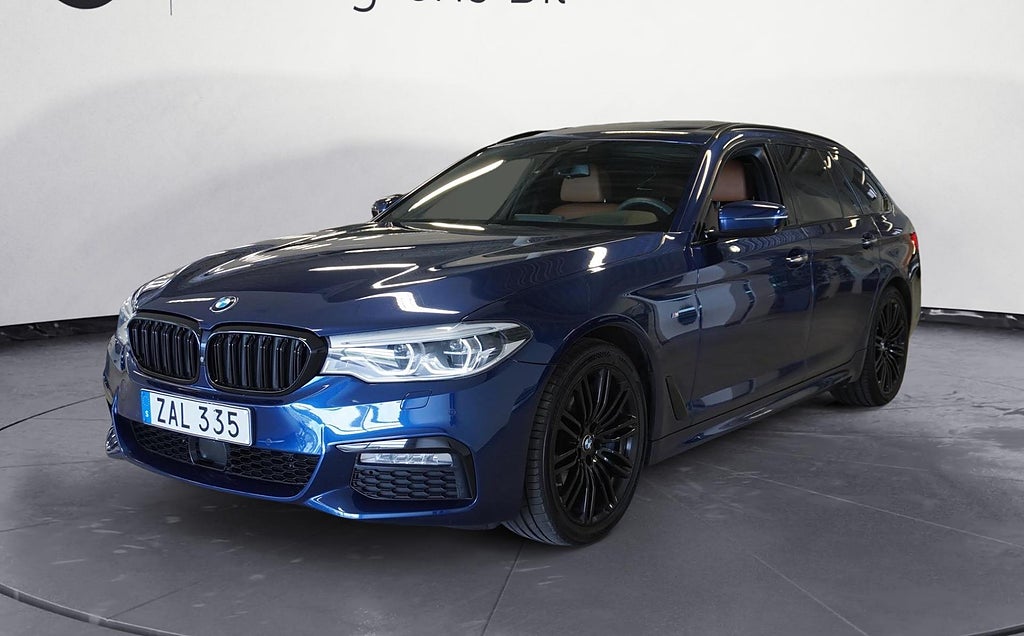 BMW 540I xDrive Touring M Sport Värmare Pano DAP PA HUD | Ränta 3,95%