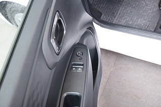 Halvkombi Hyundai i10 13 av 20