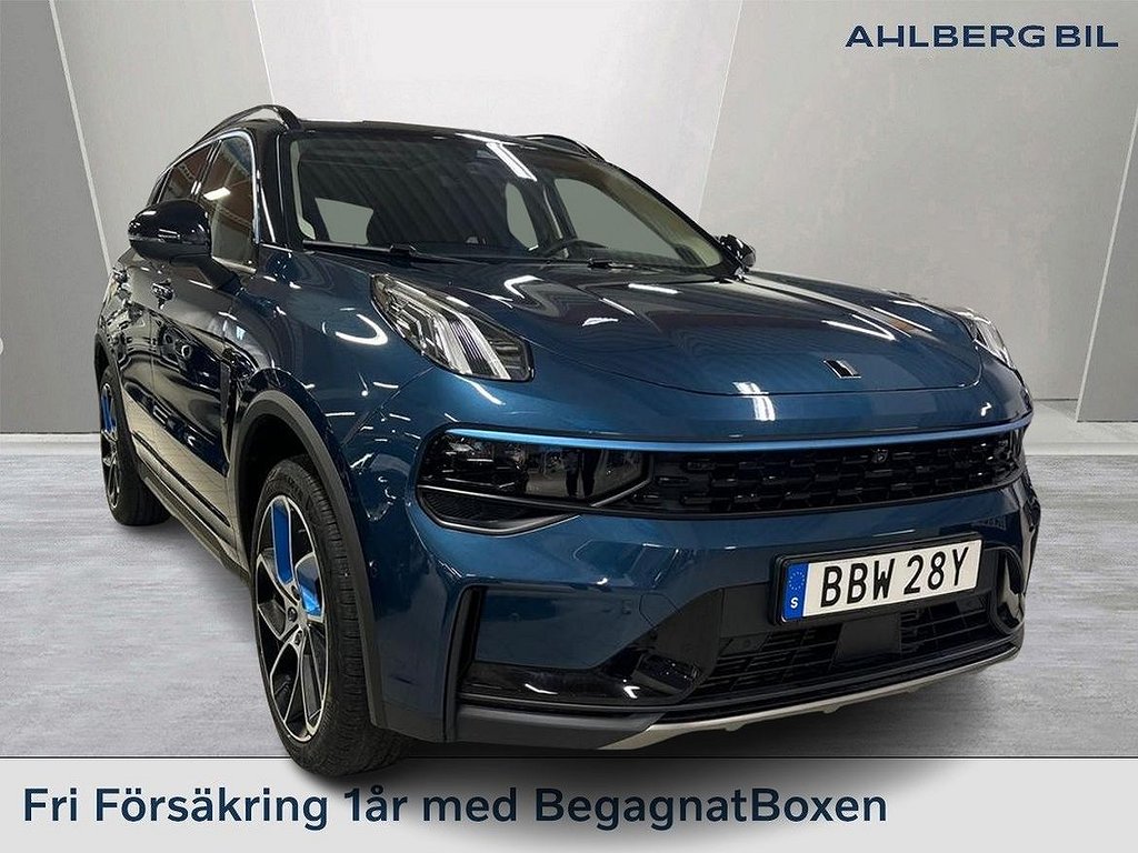 Lynk & Co 01 PHEV PHEV, Panoramaglastak, Parkeringskamera 360, Navigation, 6.