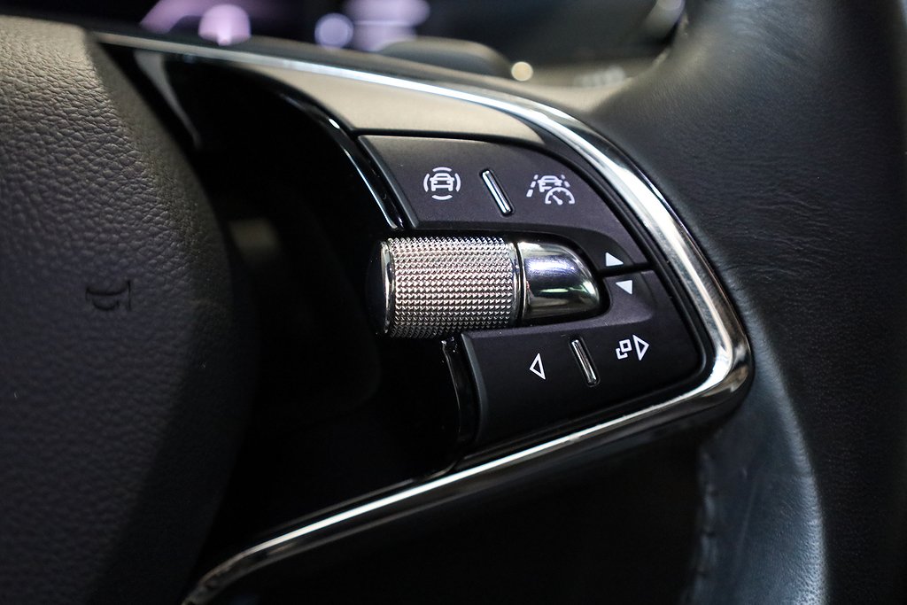 Skoda Superb iV Kombi 1,4 Plug-in Hybrid Business EDT L&K 2021