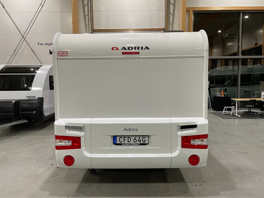 Adria Adora 572 UT /ALDE/Långbäddar/Markis/Badrum bak - Adria