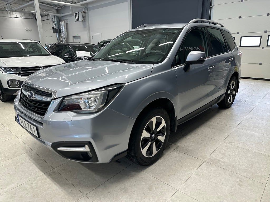 Subaru Forester 2.0 4WD 4,99% Lineartronic/B-kamera/Drag