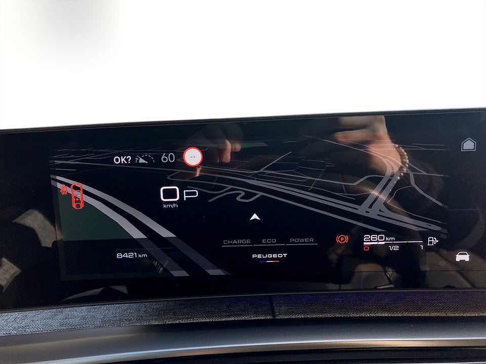 Bild på Peugeot 3008 GT Hybrid 145hk Aut B-KAMERA CARPLAY