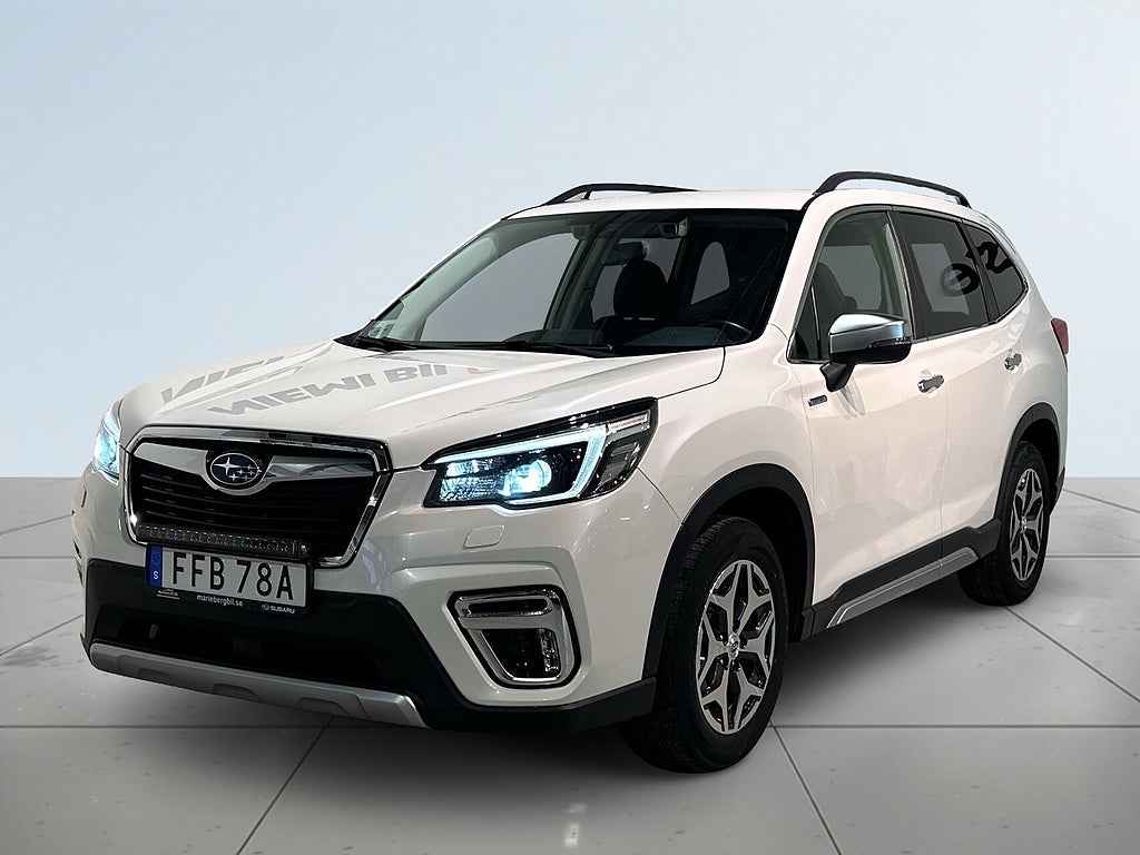 Subaru Forester e-Boxer XFuel Lineartronic Drag Mvärm Kamera SoV MOMS