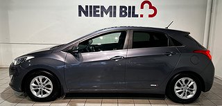 Hyundai i30 5-dörrar 1.6 Premium Mvärm Psens Rattvärme SoV