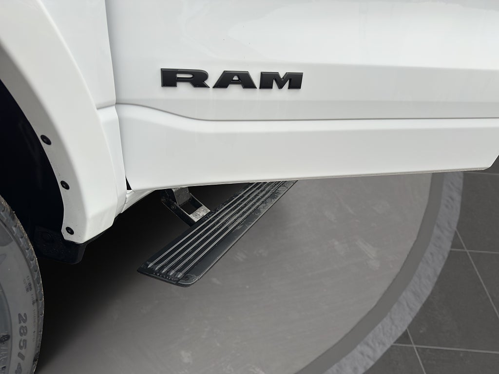 Dodge Ram 1500 Crew Cab LARAMIE NIGHT PREMIUM 3.0L 420 Hp - bild 23