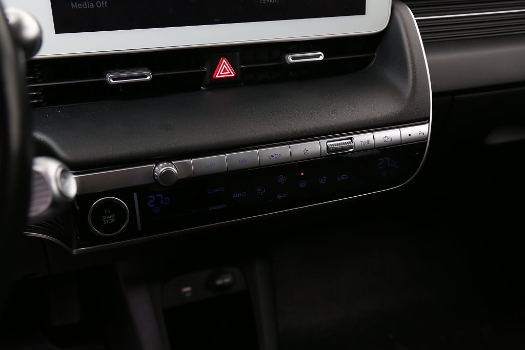 Hyundai IONIQ 5 72.6 kWh Essential | Navigation | Kamera 2022