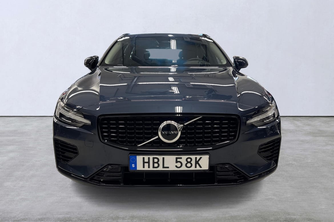 Volvo V60 T6 Plus Dark 2025, bild 7/10