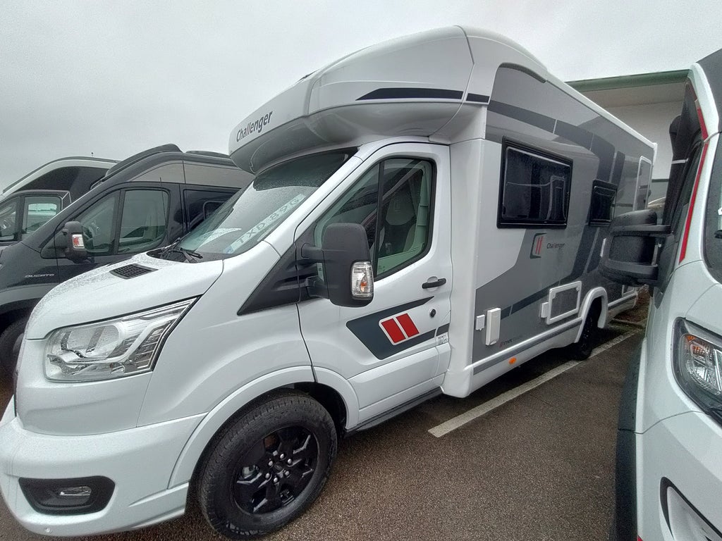 CHALLENGER 260 ETAPE EDITION FORD M