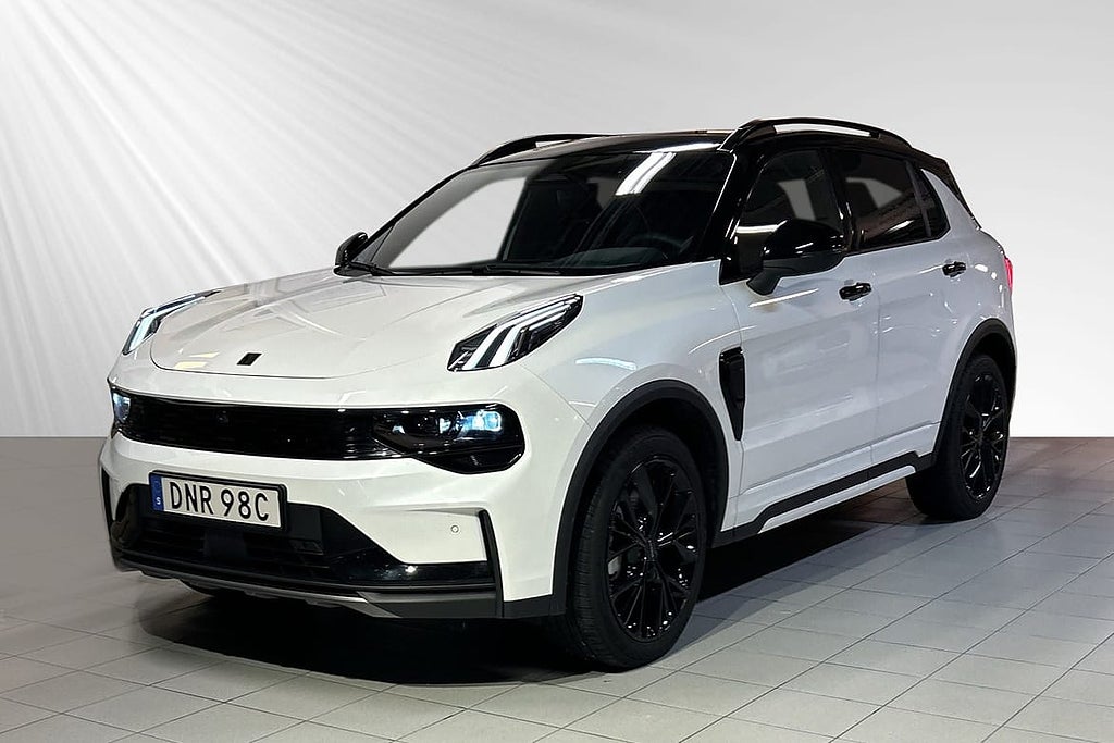 Lynk & Co 01 PHEV More