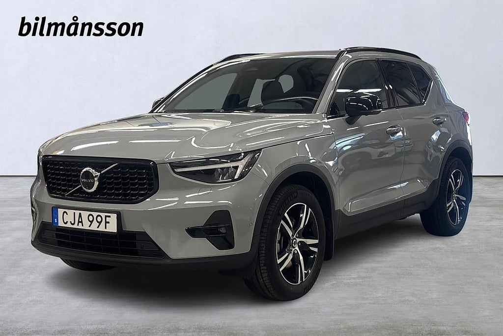 Volvo XC40 B3 FWD Bensin Plus Dark
