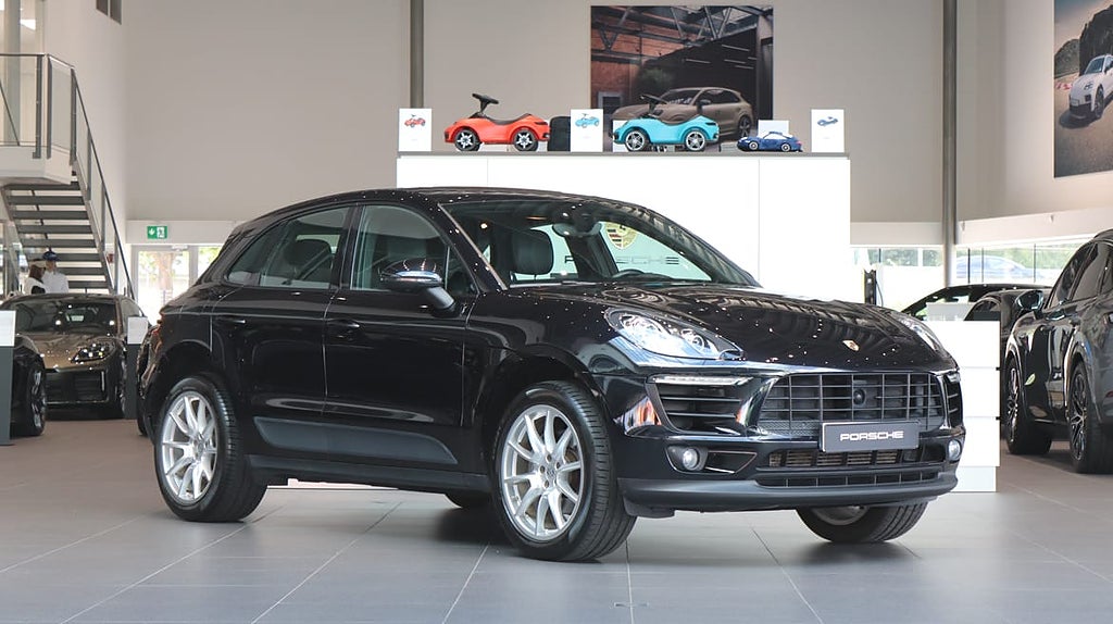 Porsche Macan 245 hk