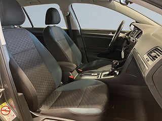 Volkswagen Golf 5-dörrar 1.0 TSI OPF Base Drag Kamera Psens S&V-hjul – bild 10
