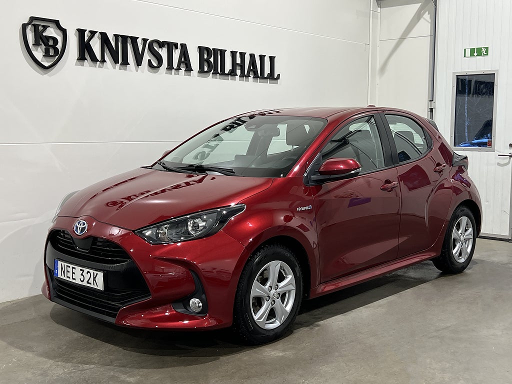 Toyota Yaris Hybrid CVT Active CarPlay Moms 116hk