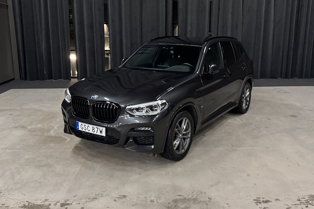 BMW X3 xDrive30e M Sport Plug-In|Läder|Adaptiv|Drag|