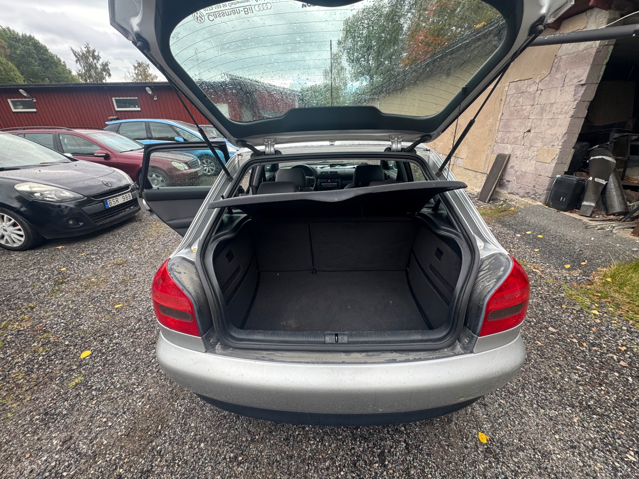 Audi A3 5-dörrar 1.6 Attraction Euro 3 2000, bild 6/10