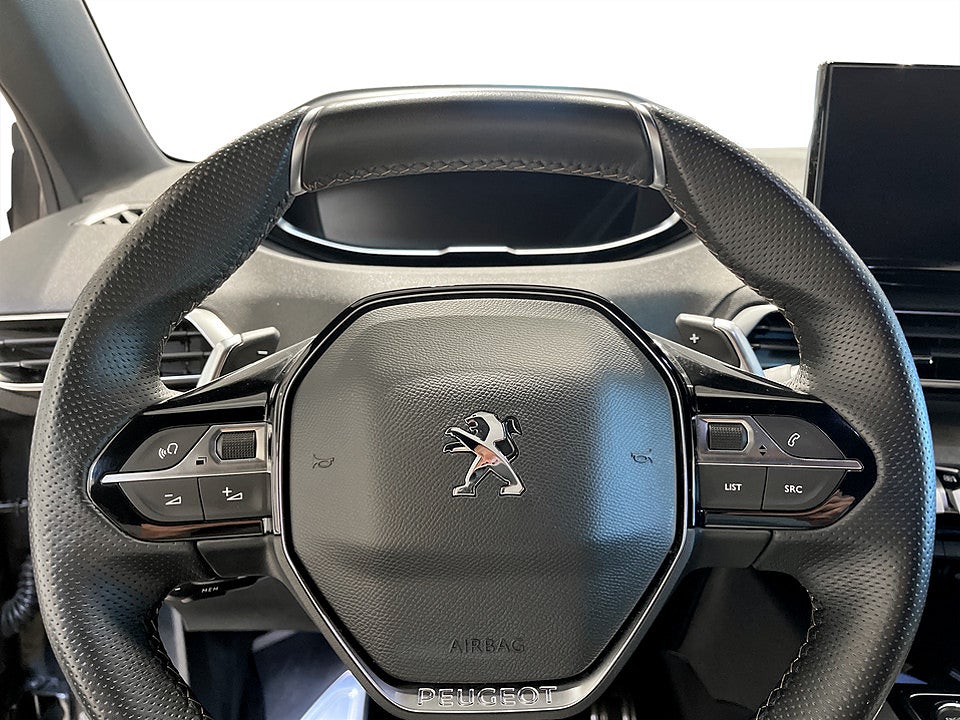 Bild på Peugeot 3008 GT 1.2 PT 130hk Aut B-KAMERA CARPLAY