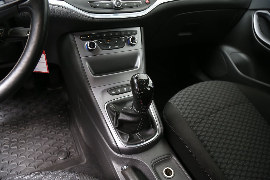 Opel Astra 1,6 CDTI ecoFLEX Enjoy Motorvärmare 2016