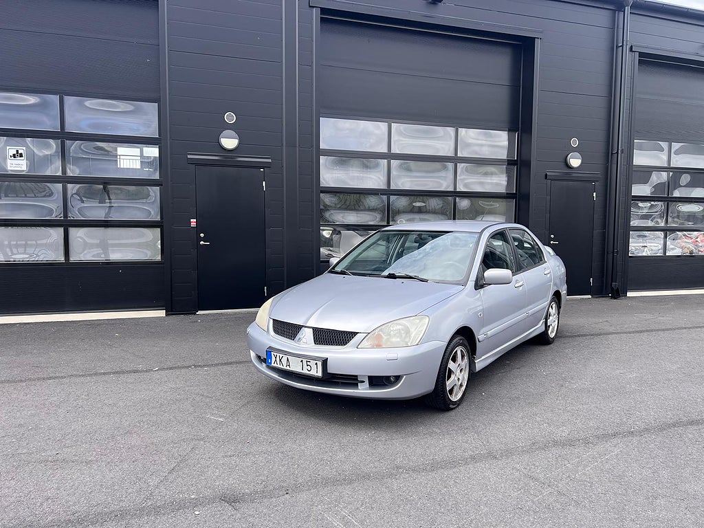 Mitsubishi Lancer 1.6 Invite